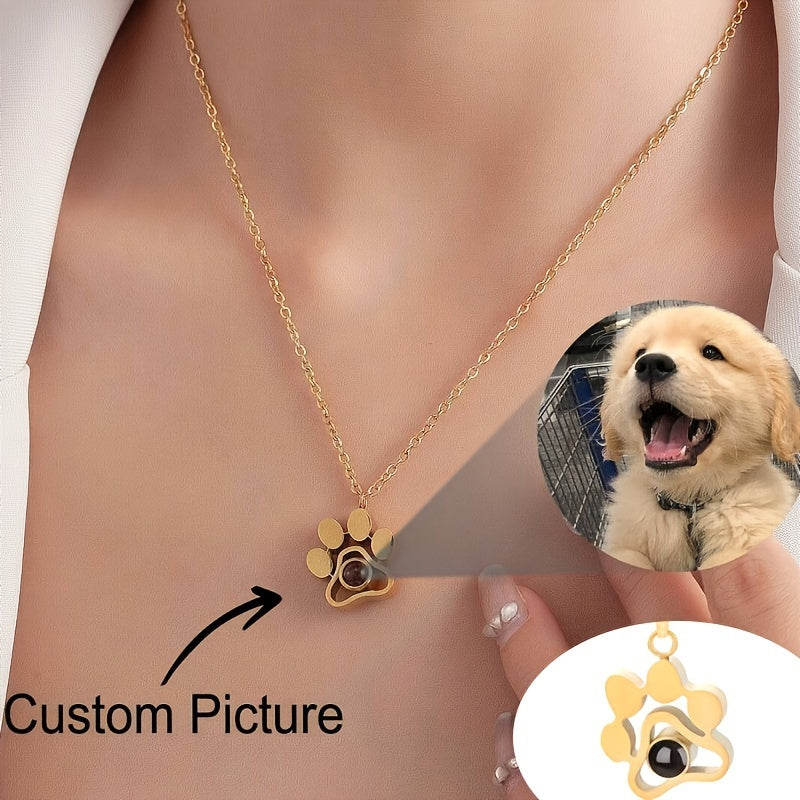 Paw Projection Pendent Necklace