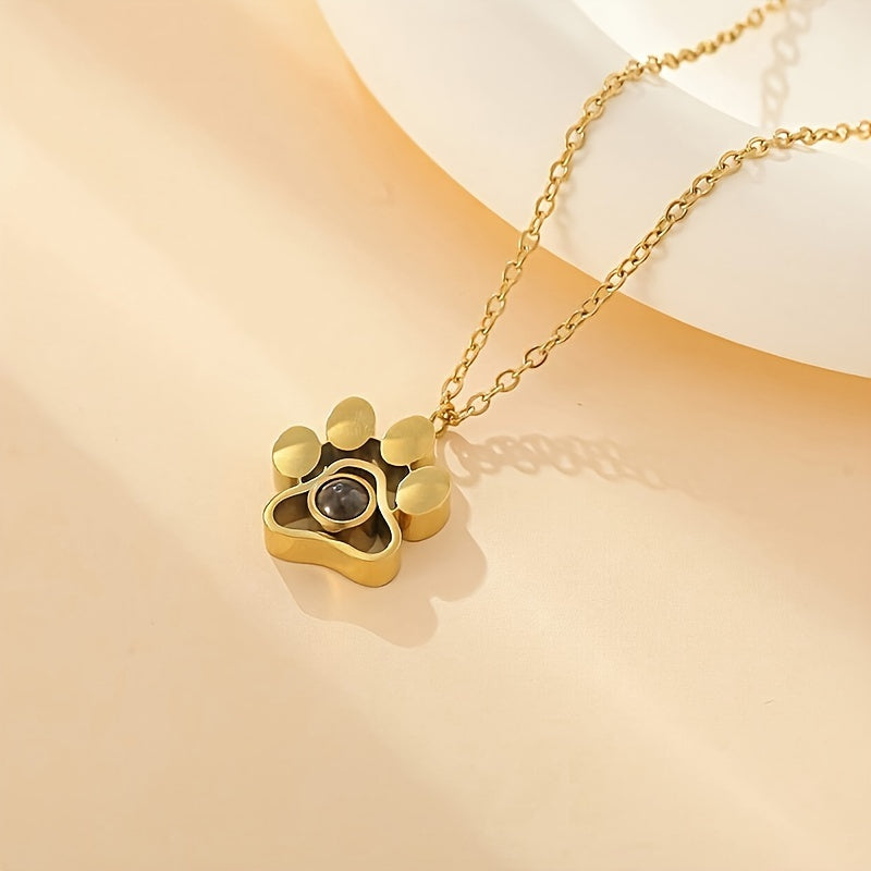 Paw Projection Pendent Necklace