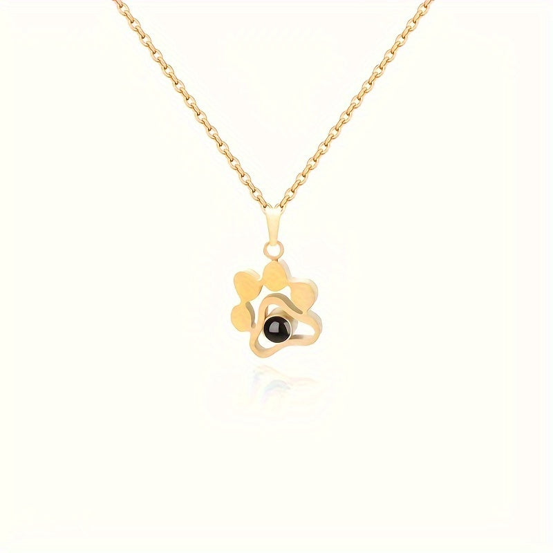 Paw Projection Pendent Necklace