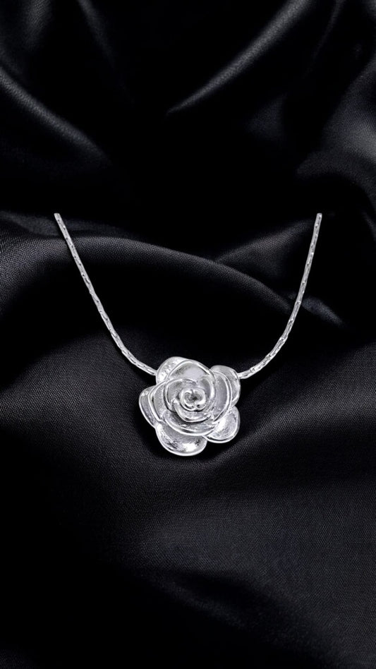 Rose Pendant Necklace For Women